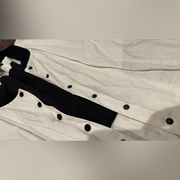 Women’s Kenneth Cole New York designer Sz 10 black white button up jacket chic - Picture 2 of 4